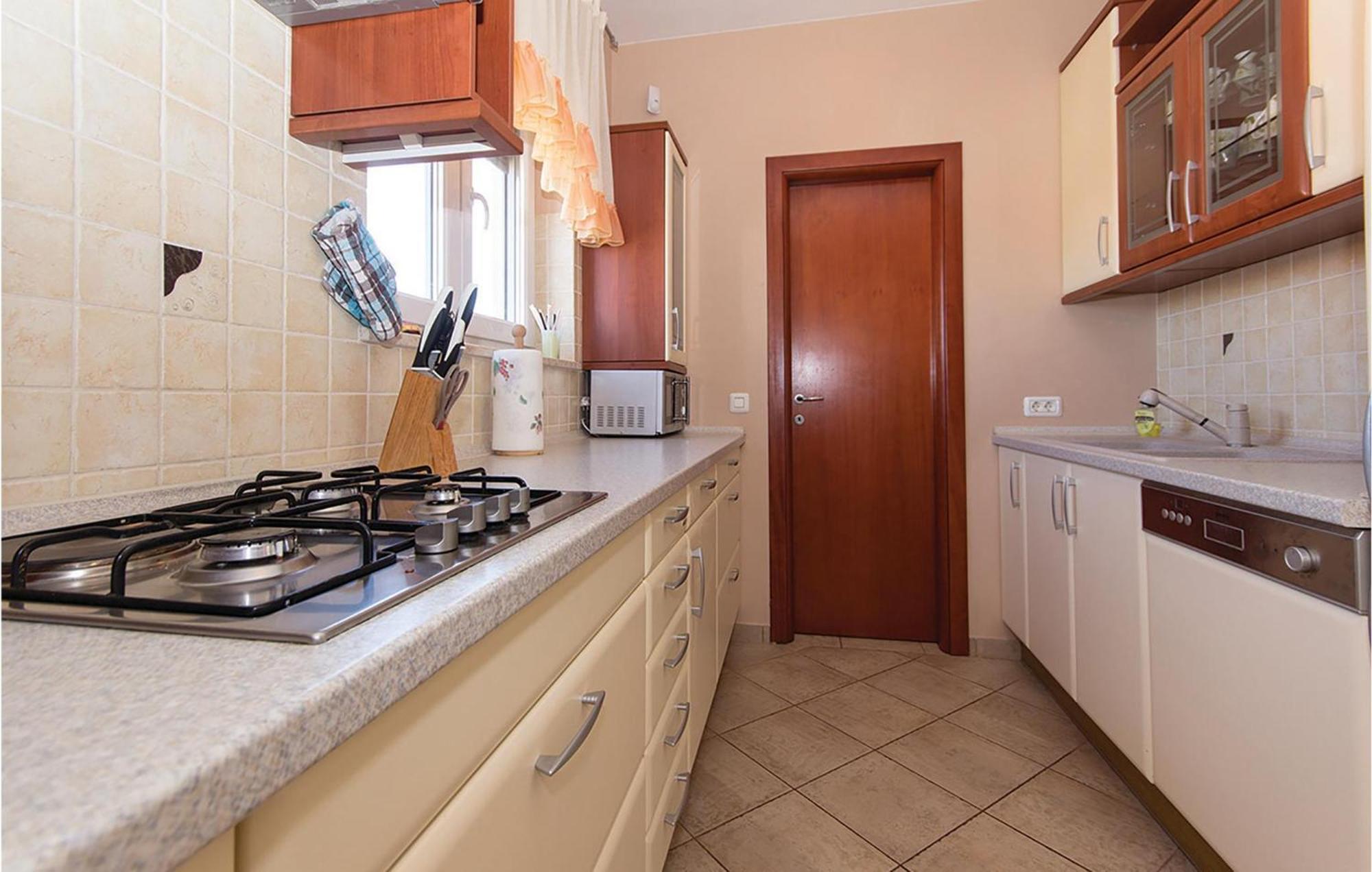 3 Bedroom Amazing Home In Pula Holiday home Pula